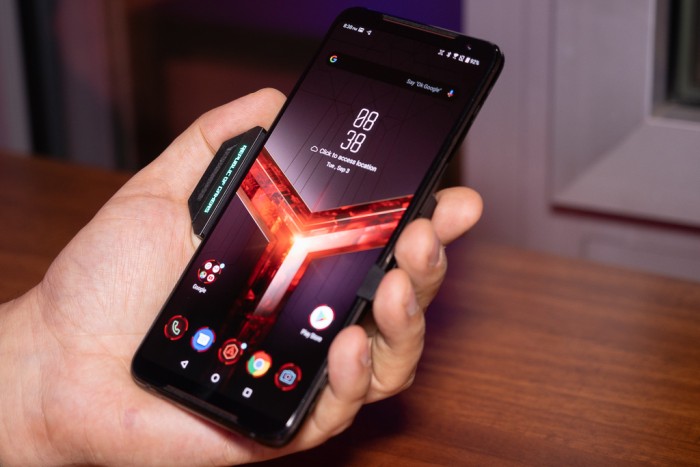 Asus zeigt auf der Ifa 2019 sein neues Gaming-Smartphone ROG Phone II. (Bild: Heiko Raschke/Golem.de)