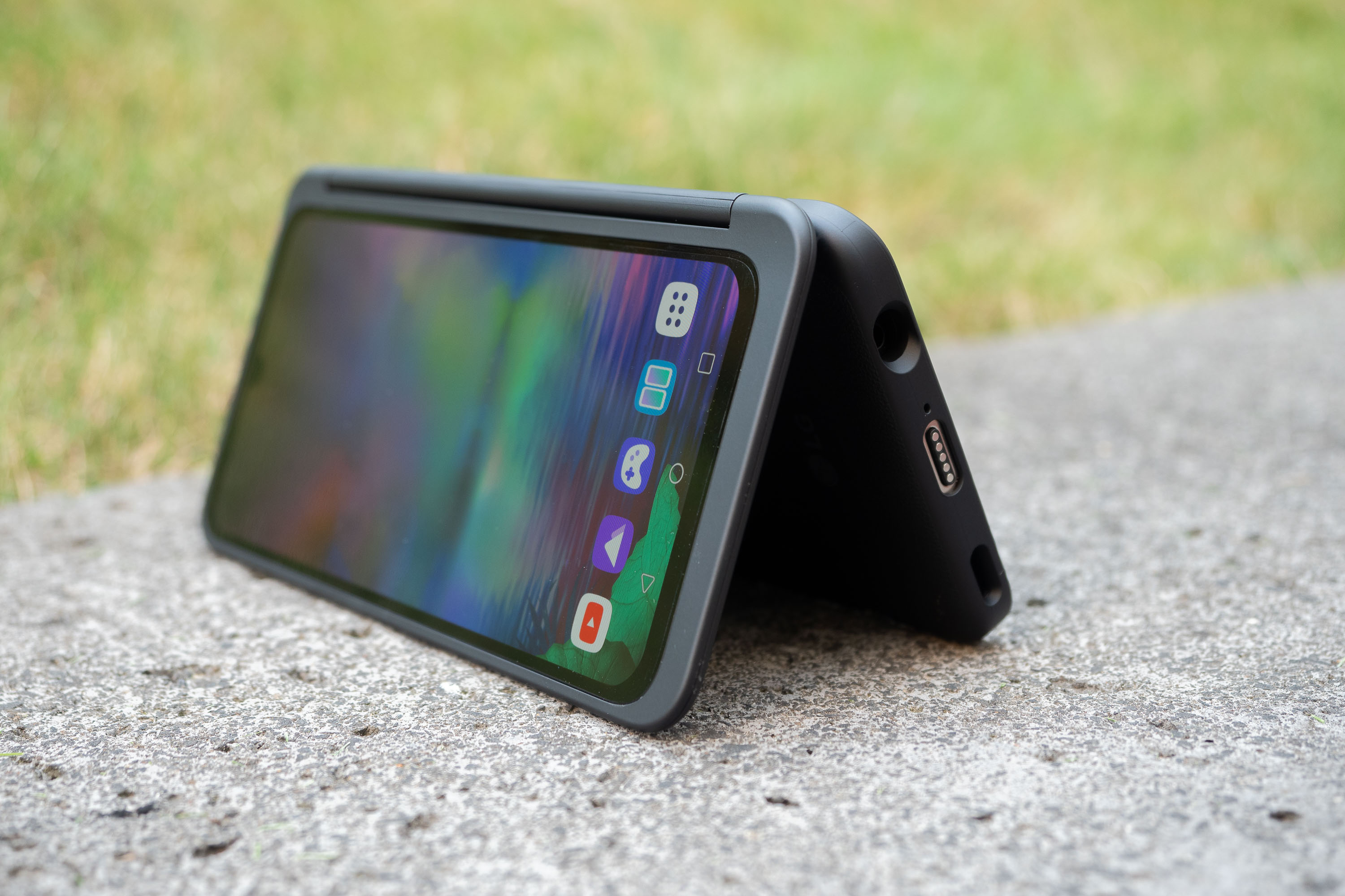 LG G8x Thinq im Hands On: LG bringt neue Faltsmartphone-Alternative ...