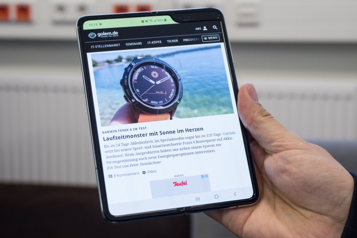 Die meisten Inhalte machen aber auf dem Innendisplay mehr Spaß. (Bild: Martin Wolf/Golem.de)