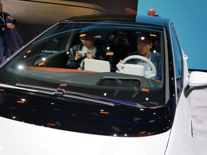 Der VW-Konzern will mit dem ID.3 die Elektromobilität erschwinglicher machen. (Foto: Dirk Kunde)