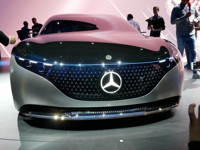 Ob es der EQS von Mercedes-Benz in die Serienproduktion schafft, steht noch nicht fest. (Foto: Dirk Kunde)