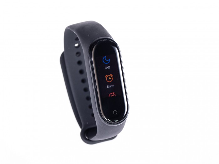 Dem Nutzer stehen zudem einige kleine Apps zur Verfügung. (Bild: Martin Wolf/Golem.de)