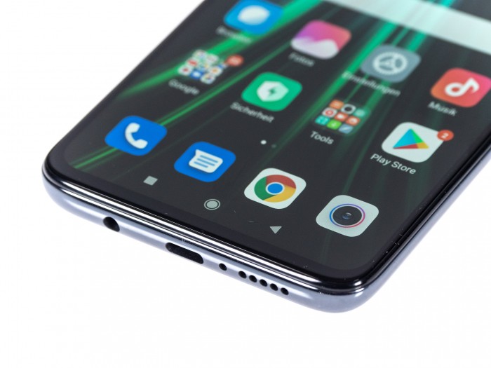Das Redmi Note 8 Pro hat einen Klinkenanschluss für Kopfhörer. (Bild: Martin Wolf/Golem.de)