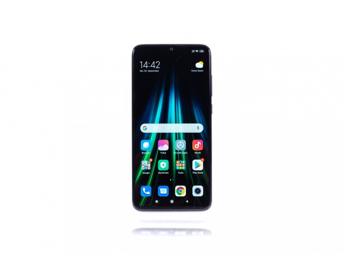 Der Redmi Note 8 Pro von Xiaomi hat ein 6,53 Zoll großes LC-Display. (Bild: Martin Wolf/Golem.de)