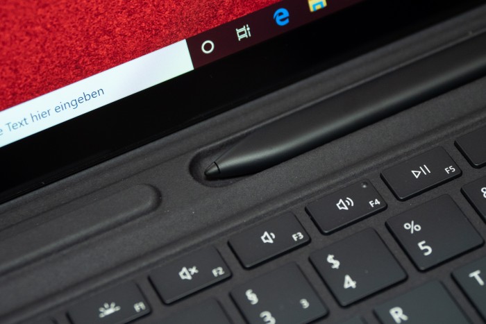 Surface Pro X (Bild: Martin Wolf/Golem.de)