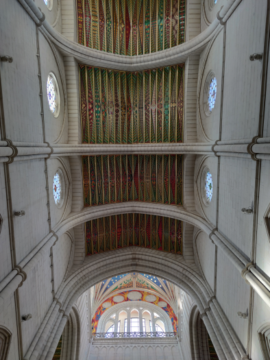 Die Decke der Almudena-Kathedrale mit 27 Megapixeln ...