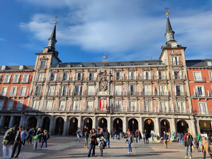 Der Plaza Mayor, aufgenommen mit dem Hauptobjektiv und 27 Megapixeln (Bild: Tobias K&ouml;ltzsch/Golem.de)
