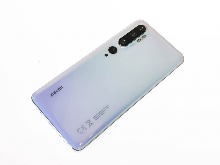 Die Hauptkamera verwendet einen 108-Megapixel-Sensor. (Bild: Tobias K&ouml;ltzsch/Golem.de)