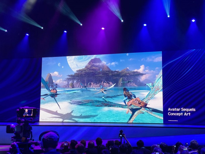 Cameron zeigte Bilder aus dem zweiten Avatar-Film, ... (Bild: Dirk Kunde)