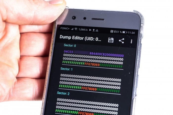 Für das Klonen einer Karte ist die UID aus dem ersten Block des Tags völlig ausreichend. (Foto: Martin Wolf/Golem.de)
