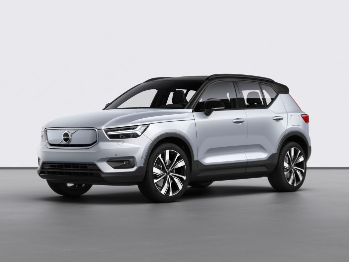 Volvo XC40 Recharge P8 (Bild: Volvo)