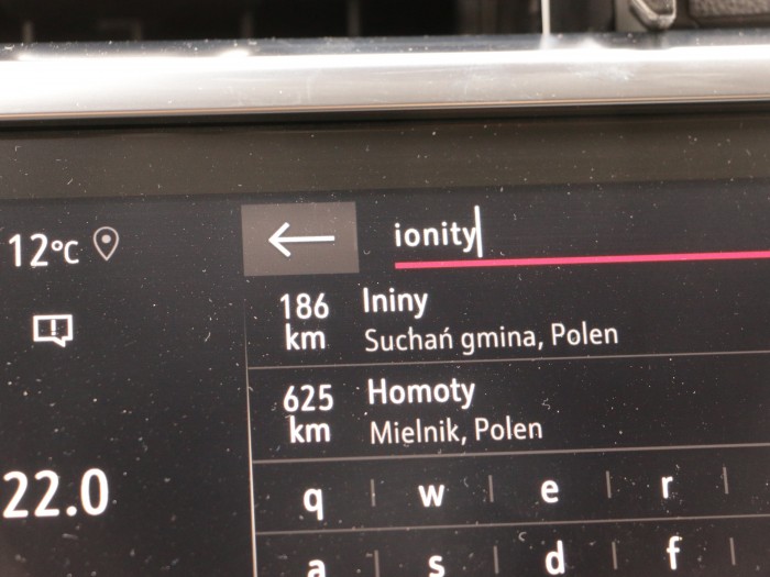 Die Schnelllader von Ionity kennt das Navi noch nicht. (Foto: Friedhelm Greis/Golem.de)