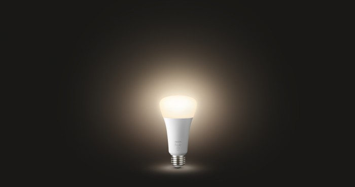 Philips Hue White E27 1600 lm (Bild: Signify)