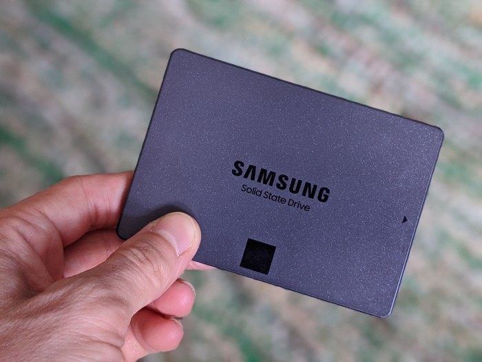 Samsung 870 QVO (Bild: Marc Sauter/Golem.de) 