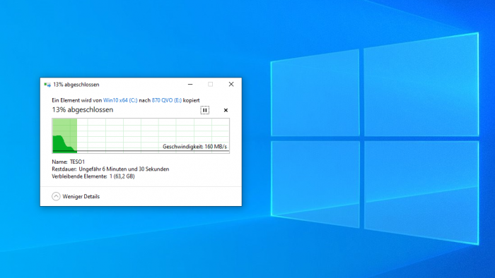 Ist der SLC-Puffer voll, sinkt die Schreibleistung stark. (Screenshot: Marc Sauter/Golem.de) 