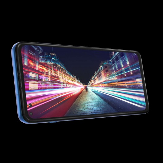 Das Display hat ein Format von 21:9. (Bild: Motorola)