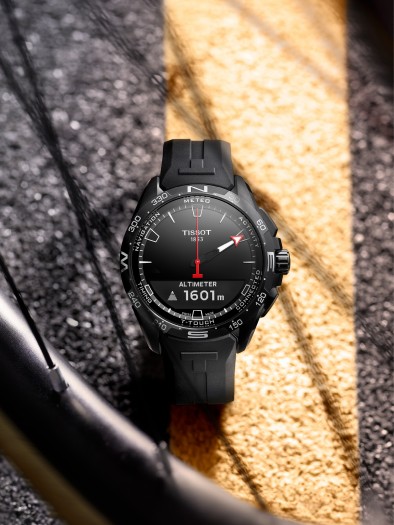Die T-Touch Connected Solar ist vor allem eine herk&ouml;mmliche Uhr, die &uuml;ber zus&auml;tzliche smarte Funktionen verf&uuml;gt. (Bild: Tissot)