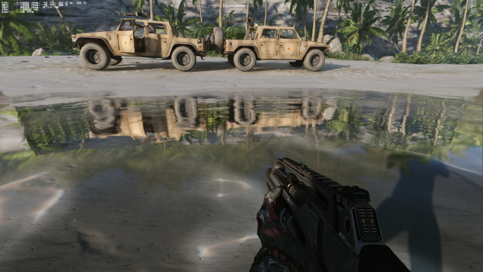 Auch der Ozean spiegelt dyamische Objekte wie Jeeps und Palmen. (Rechteinhaber: Crytek, Screenshot: Golem.de)