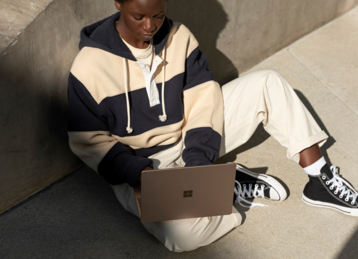 Surface Laptop Go (Bild: Microsoft)