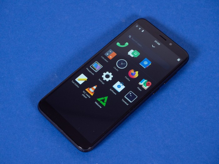 Phosh auf Basis von Gnome. (Bild: Martin Wolf, Golem.de)