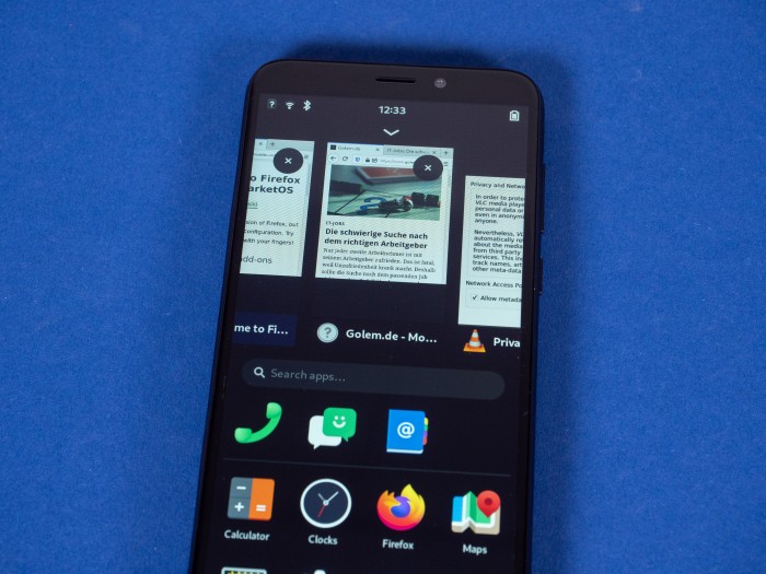 Durch ge&ouml;ffnete Apps l&auml;sst sich in Phosh leicht wechseln. (Bild: Martin Wolf, Golem.de)