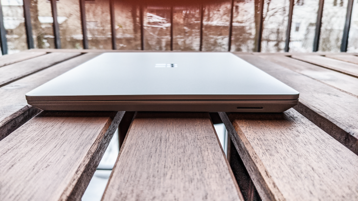 Surface Laptop Go (Bild: Oliver Nickel/Golem.de)