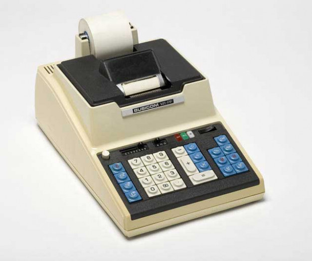 Der Busicom-141-PF-Rechner basierte auf den 4000er-Chips. (Bild: Busicom)