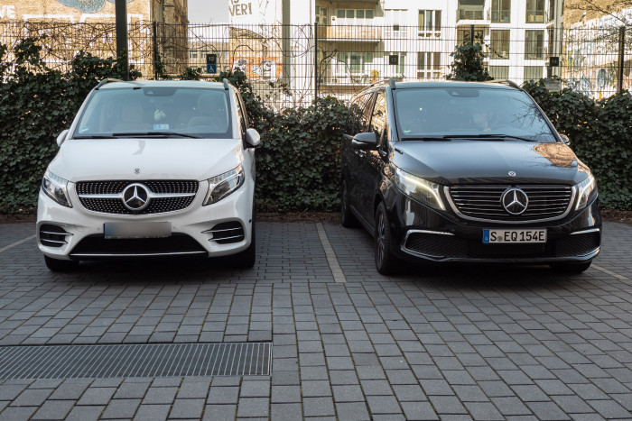 Der EQV basiert auf der V-Klasse und unterscheidet sich optisch nur in einigen Details. (Foto: Martin Wolf/Golem.de)