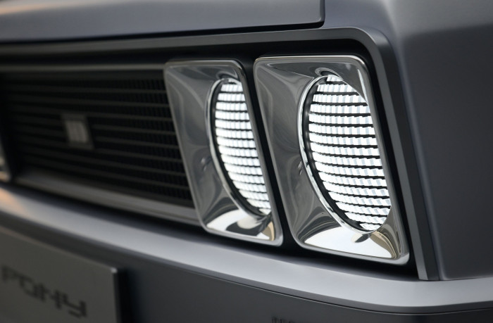 ... und mit modernen Elementen versehen wie die Scheinwerfer ... (Bild: Hyundai)