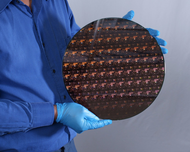 Wafer mit 2-nm-Testchips (Bild: IBM)