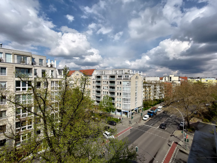 Auch die Weitwinkelkamera macht gute Bilder. (Bild: Tobias Költzsch/Golem.de)