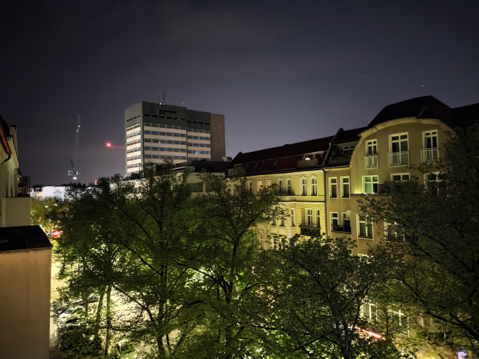Insgesamt sind die Nachtaufnahmen aber in Ordnung. (Bild: Tobias Költzsch/Golem.de)
