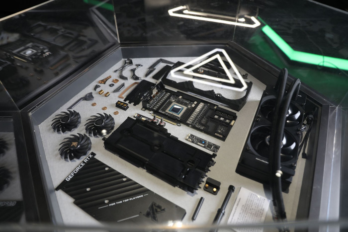 Das Grafikkarten-Museum (Bild: Colorful)