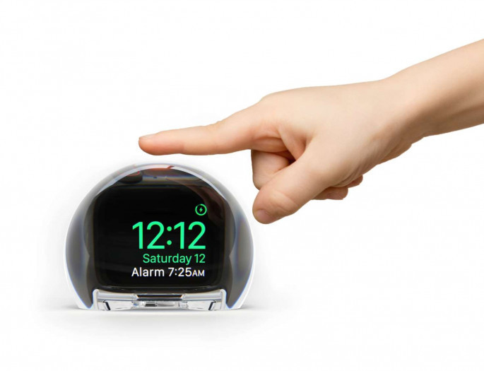 Das Display wird bei Berührung der Kugel aktiviert. (Bild: Nightwatch/Screenshot: Golem.de)