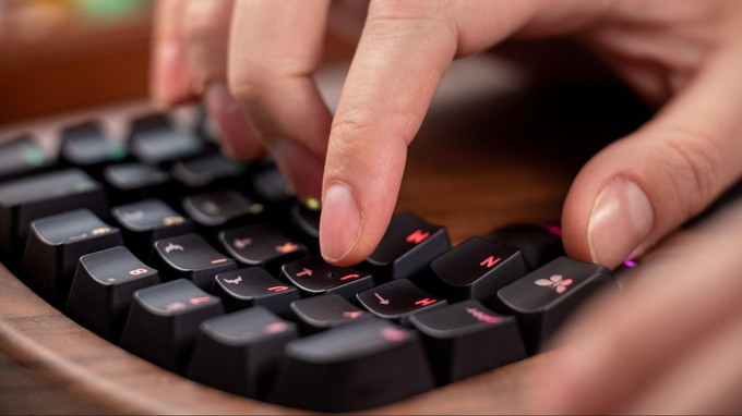 Keyboardio Model 100 (Bild: Keyboardio)