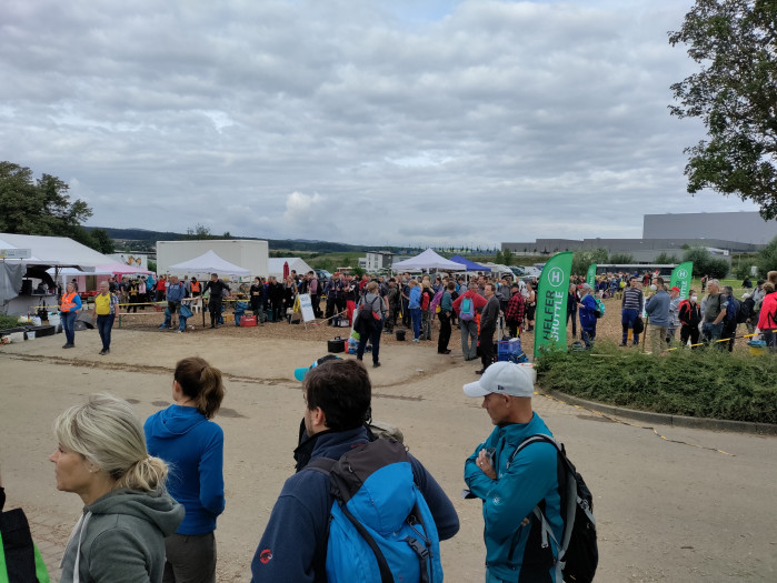 Täglich kommen teilweise mehrere Tausend freiwillige Helfer an die Ahr, um die Schäden zu beseitigen.(Foto: Friedhelm Greis/Golem.de)