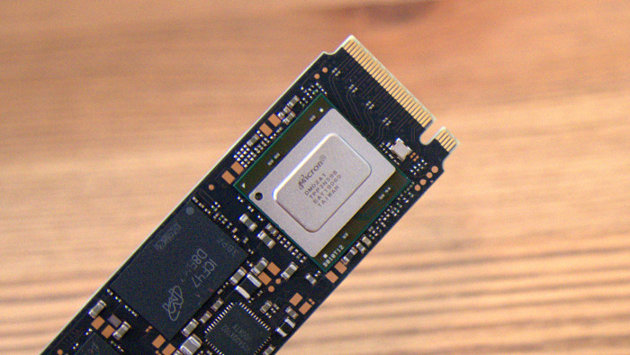 Micron hat einen eigenen PCIe-Gen4-Controller entwickelt. (Bild: Marc Sauter/Golem.de)