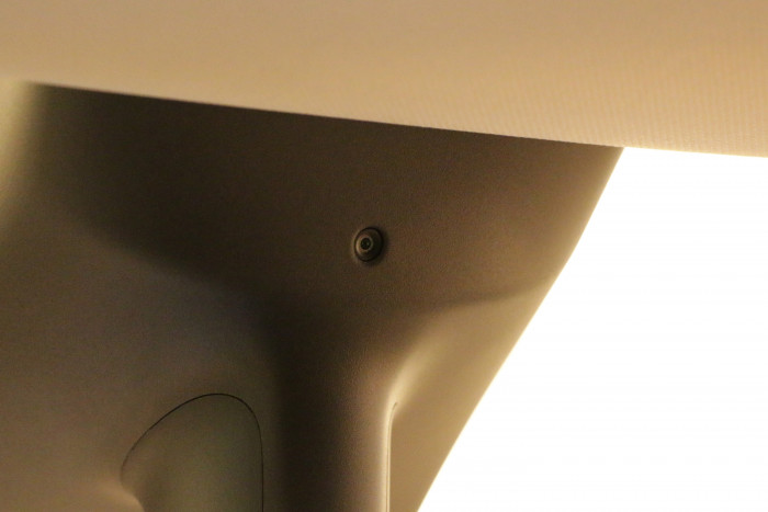 Das Model Y verfügt ebenfalls über eine Innenraumkamera, die den Fahrer überwachen kann. (Foto: Friedhelm Greis/Golem.de)