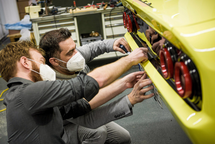 Trotz der aufwendigen Restaurierung soll der Elektro-Manta nicht als Vorbild für eine Neuauflage dienen. (Foto: Opel)