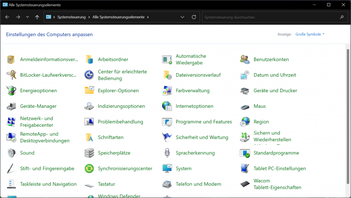 Wir haben sie schon vermisst, aber es gibt sie noch, die alte Systemsteuerung. (Screenshot: Oliver Nickel/Golem.de)