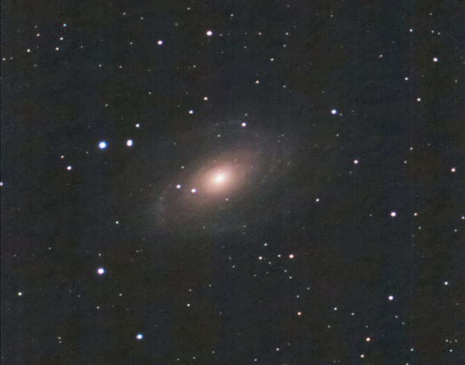 M81 Galaxie - Bearbeitet aus 267 Einzelbildern, circa 45 Minuten (Bild: Mario Keller)
