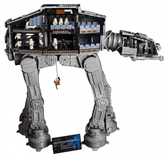 Lego Star Wars UCS AT-AT (Bild: Lego)