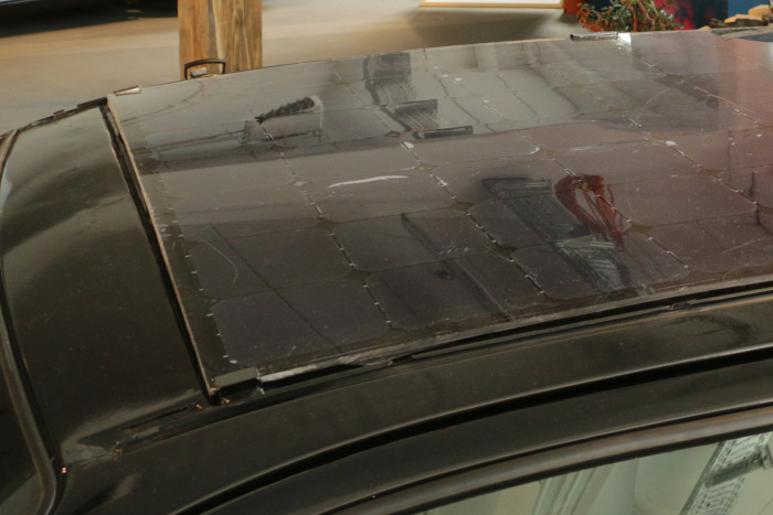 Zunächst wurden noch konventionelle Solarmodule verwendet. (Foto: Friedhelm Greis/Golem.de)