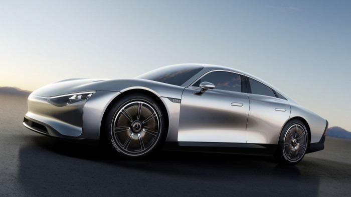 Dabei soll der Akku mit einer Kapazität von weniger als 100 kWh nicht extrem groß sein. (Foto: Mercedes-Benz)