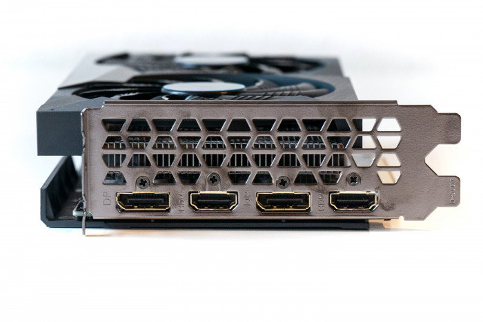 Geforce RTX 3050 Eagle von Gigabyte (Bild: Marc Sauter/Golem.de)