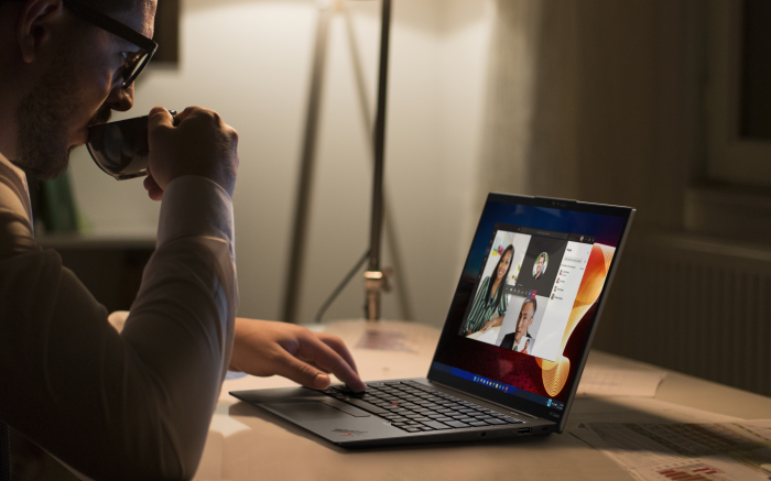 Thinkpad X1 Carbon Gen10 (Bild: Lenovo)