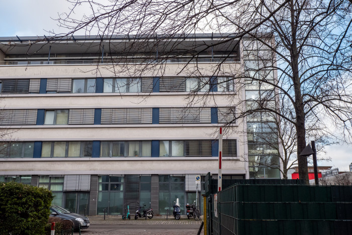 Das komplette Gebäude, in dem sich der BST befinden soll. (Foto: Friedhelm Greis/Golem.de)