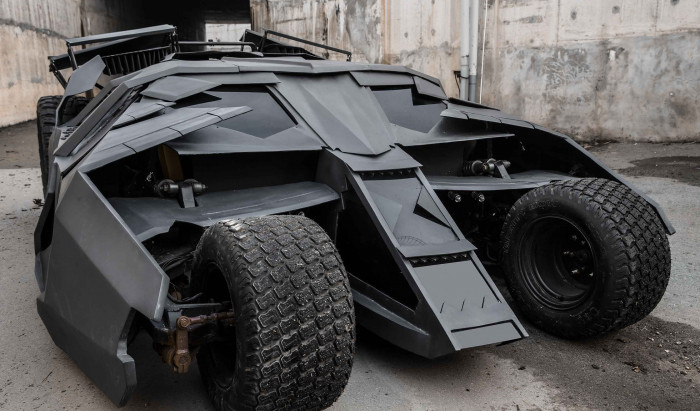 Batmobil Tumbler als Elektroauto (Bild: Nguyen Dac Chung/Van Daryl Automotive Gallery)