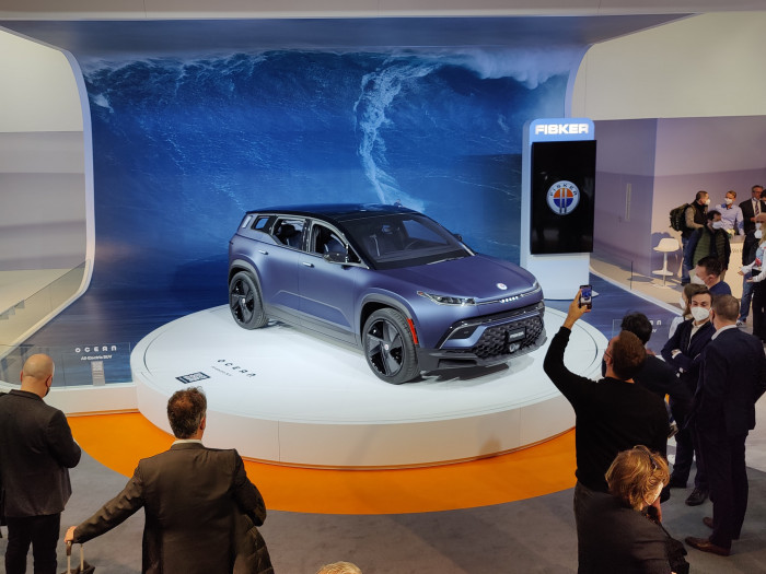 Der Fisker Ocean auf dem Messestand von Fisker auf dem MWC 2022 (Bild: Martin Wolf/Golem.de)