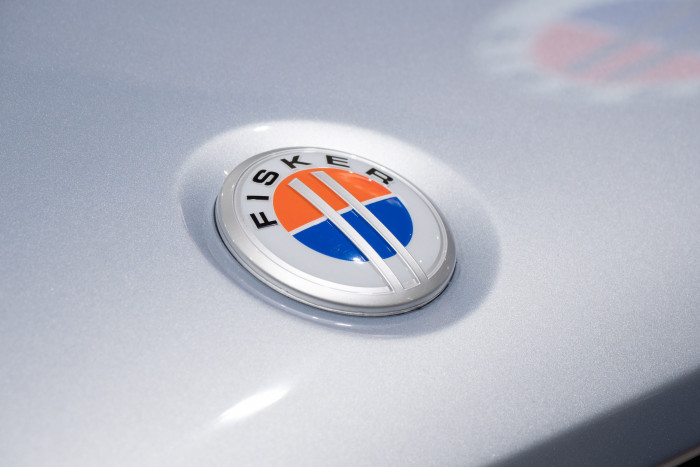 Das Logo von Fisker (Bild: Martin Wolf/Golem.de)
